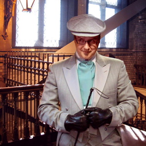 Энрике Короминас